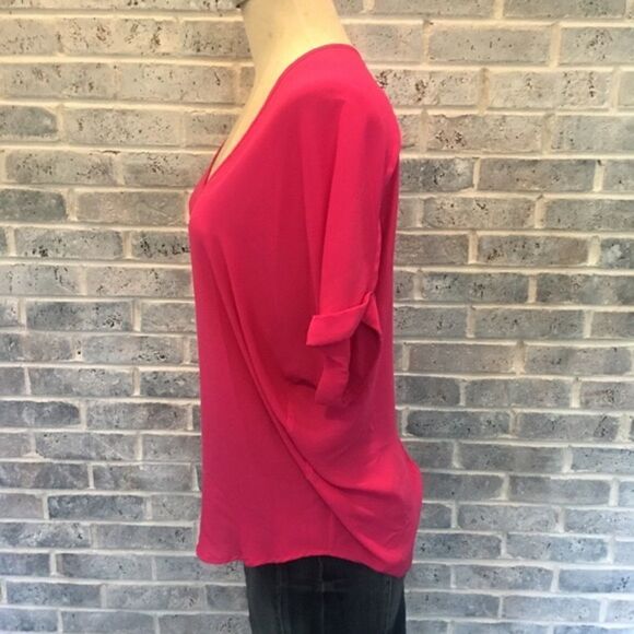 ✨ Lush Luxe Crepe Dolman Blouse ✨ - Picture 5 of 7